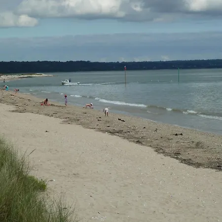 Prázdninový dům Normandy Family Escape *