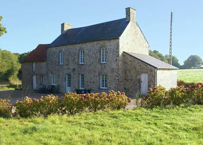 Normandy Family Escape * Saint-Floxel